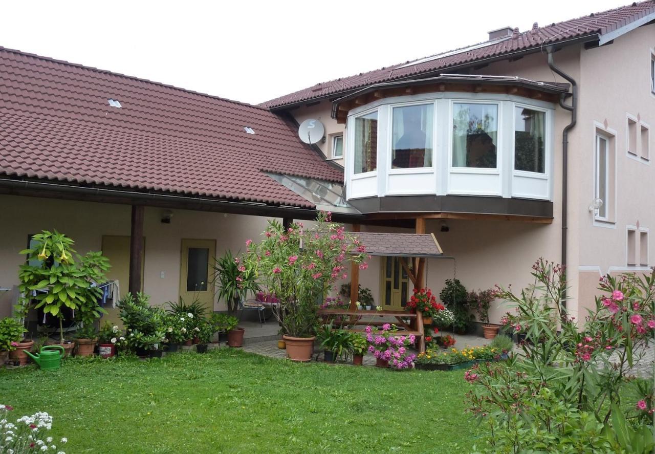 Gertis Blumenhof Privatzimmer, Ferienwohnung Gmund  Esterno foto